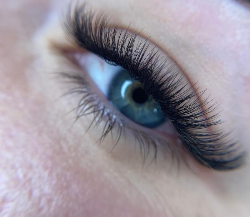 Lady Brows Studio and Academy photo 2