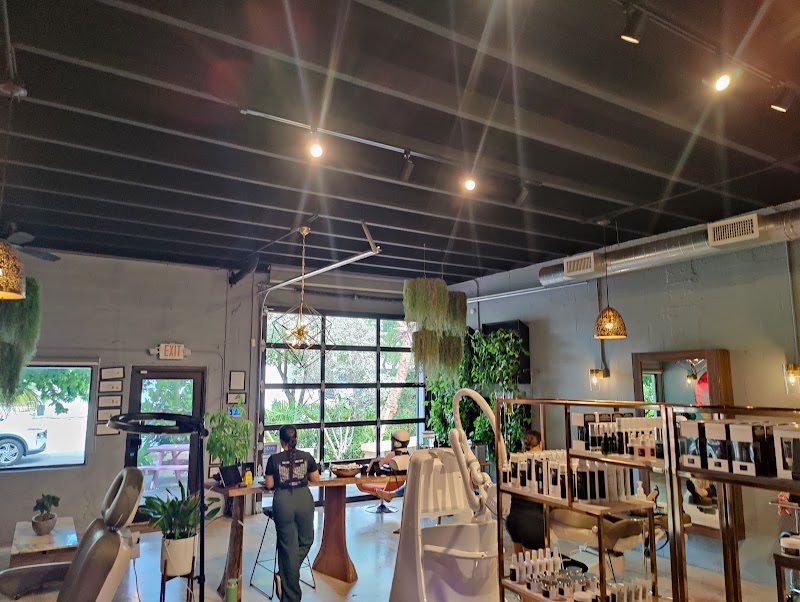 Majestic Whitening | Miami River photo 2