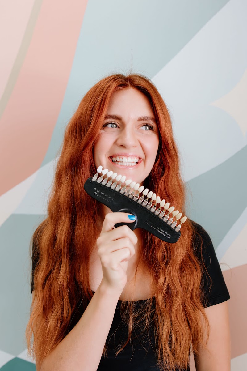 SmileNova Teeth Whitening photo 1