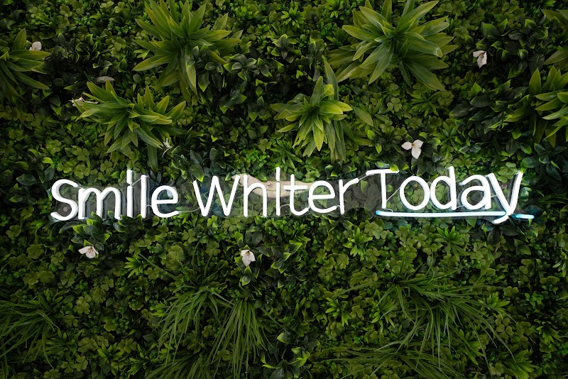 We Whiten Teeth Whitening photo 1
